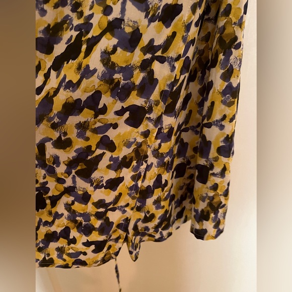 Velvet by Graham & Spencer Print Romper with Flutter Sleeves - Picture 4 of 12